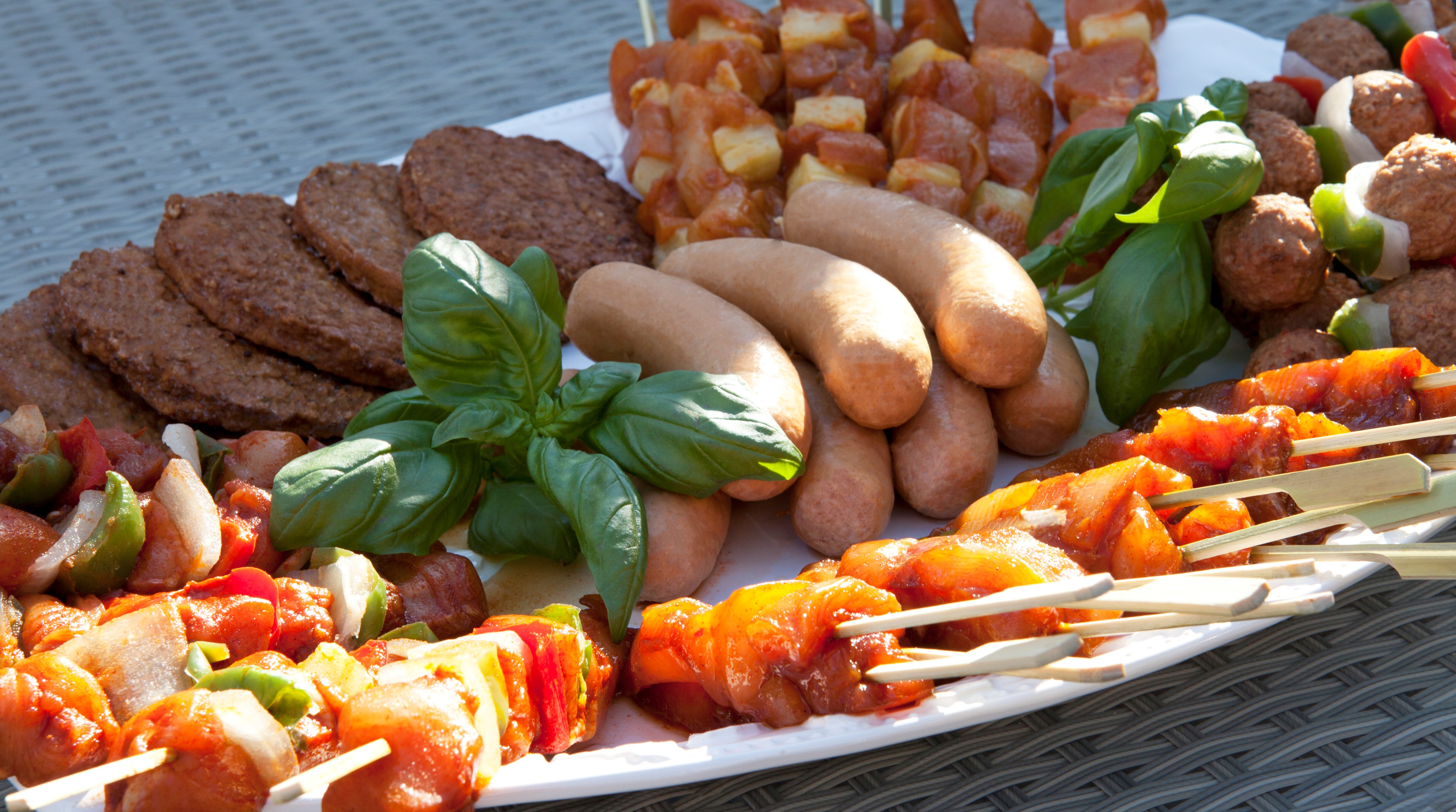 BBQthuisbezorgd.nl Al vanaf EUR 8,50 pp in Nederland én België BBQthuisbezorgd.nl Al vanaf EUR 8,50 pp in Nederland én België